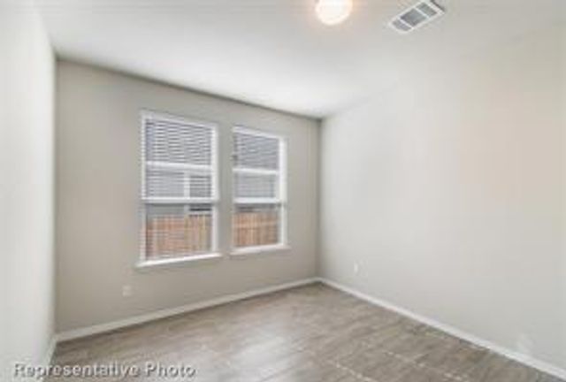 117 Crescent ST, Georgetown, TX 78626