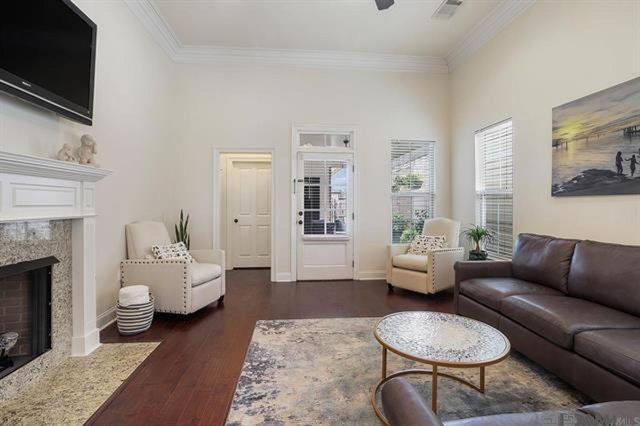 14449 Royal Villa Dr, Baton Rouge, LA 70810