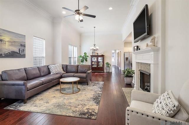 14449 Royal Villa Dr, Baton Rouge, LA 70810