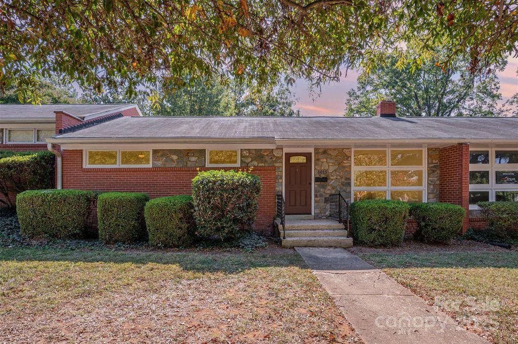 1015 Andover Road, Charlotte, NC 28211