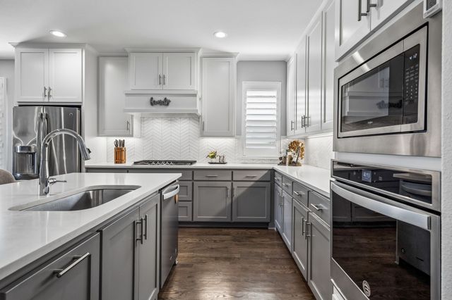8813 Brunswick Lane, Mckinney, TX 75072