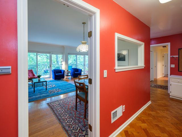 4040 Greenleaf Circle 409, Kalamazoo, MI 49008