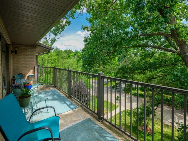 4040 Greenleaf Circle 409, Kalamazoo, MI 49008