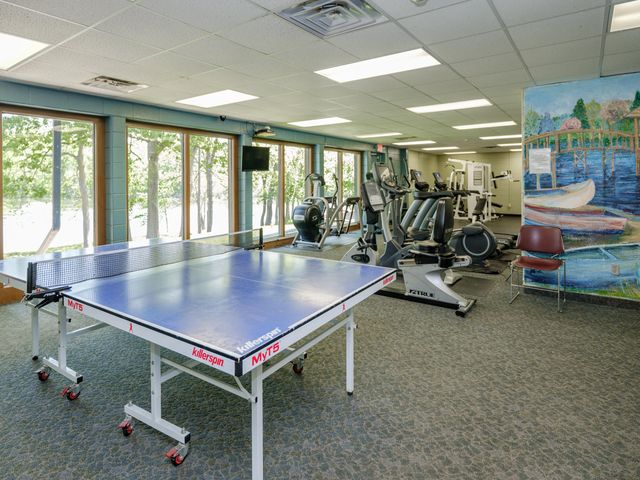4040 Greenleaf Circle 409, Kalamazoo, MI 49008