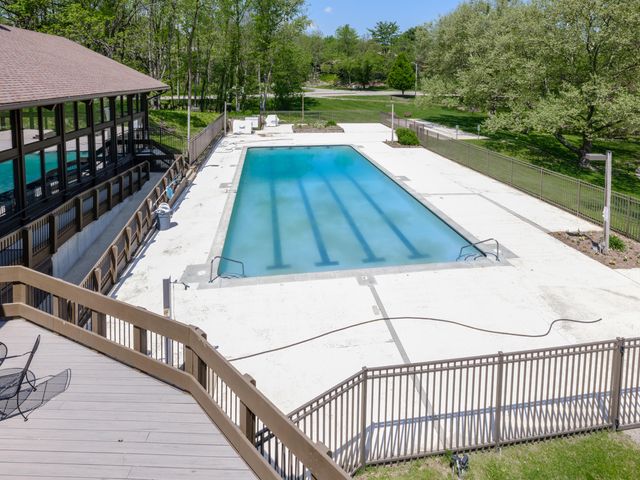 4040 Greenleaf Circle 409, Kalamazoo, MI 49008