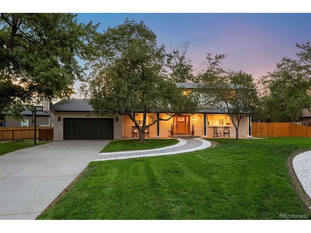 6577 Everett St, Arvada, CO 80004