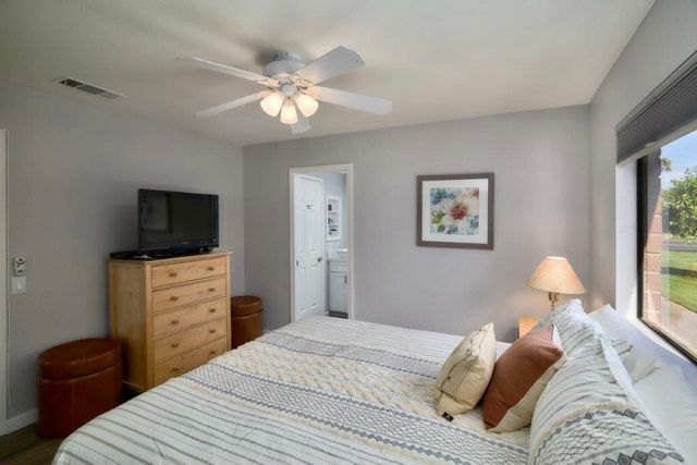 25 Maximo Way, Palm Desert, CA 92260