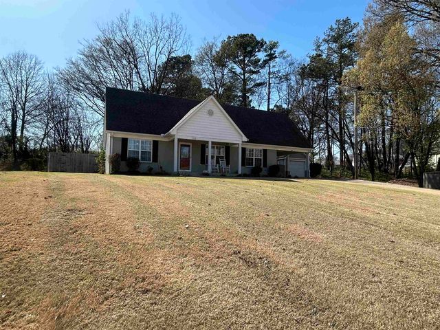 1535 ROANE AVE S, Covington, TN 38019