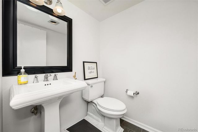 540 S Forest Street 205, Denver, CO 80246