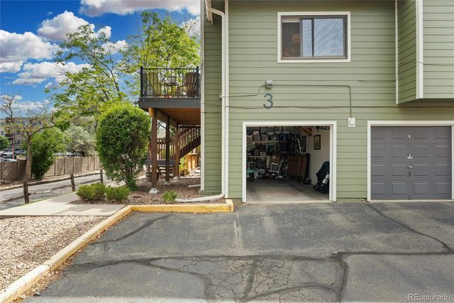 540 S Forest Street 205, Denver, CO 80246