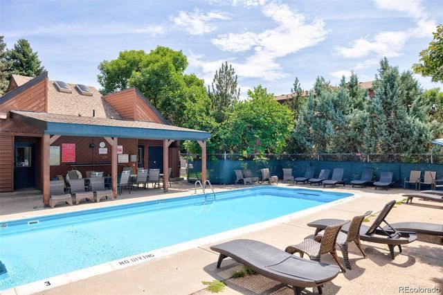 540 S Forest Street 205, Denver, CO 80246