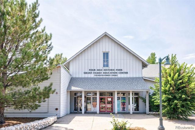 540 S Forest Street 205, Denver, CO 80246