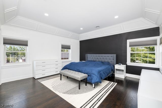 330 Springfield Ave, Westfield Town, NJ 07090