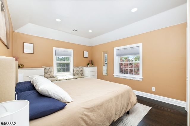 330 Springfield Ave, Westfield Town, NJ 07090