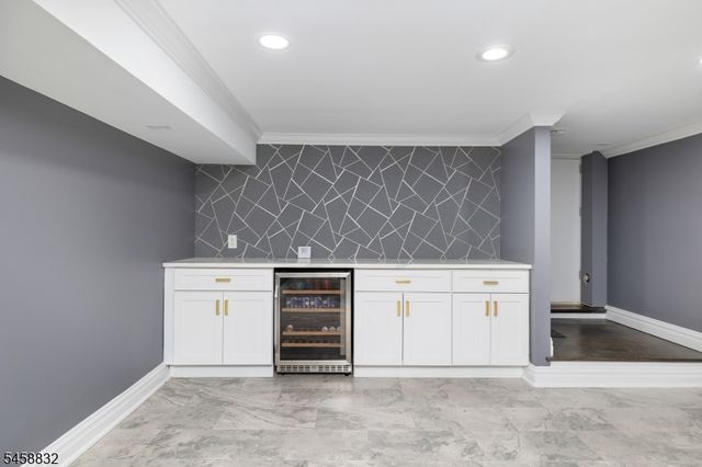 330 Springfield Ave, Westfield Town, NJ 07090