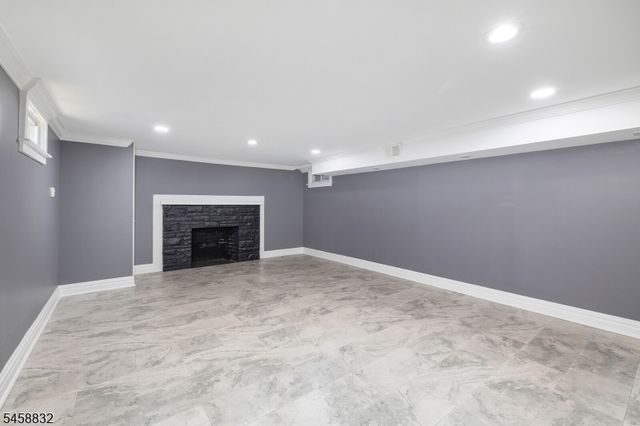330 Springfield Ave, Westfield Town, NJ 07090