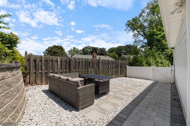 330 Springfield Ave, Westfield Town, NJ 07090