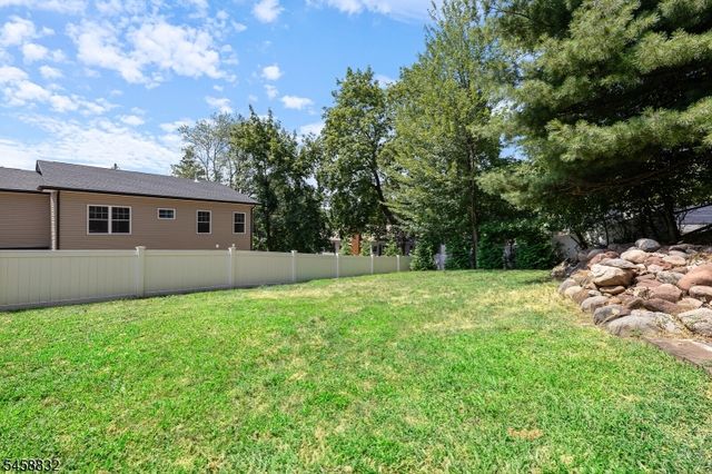 330 Springfield Ave, Westfield Town, NJ 07090