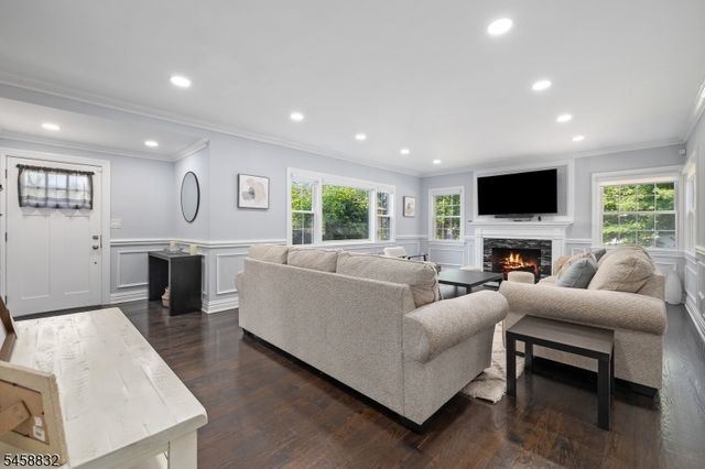 330 Springfield Ave, Westfield Town, NJ 07090