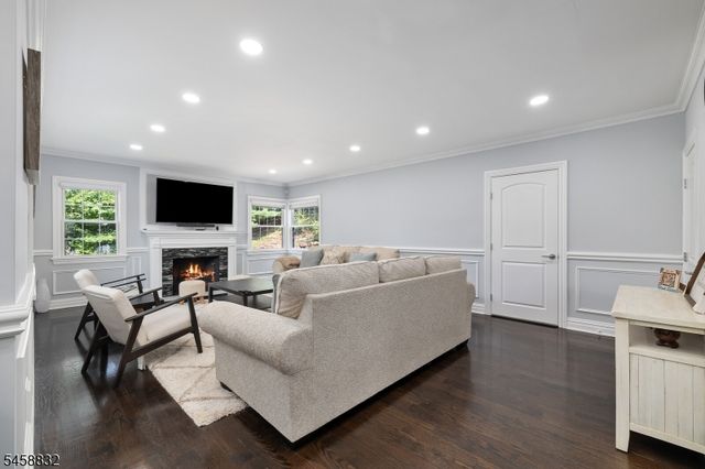 330 Springfield Ave, Westfield Town, NJ 07090