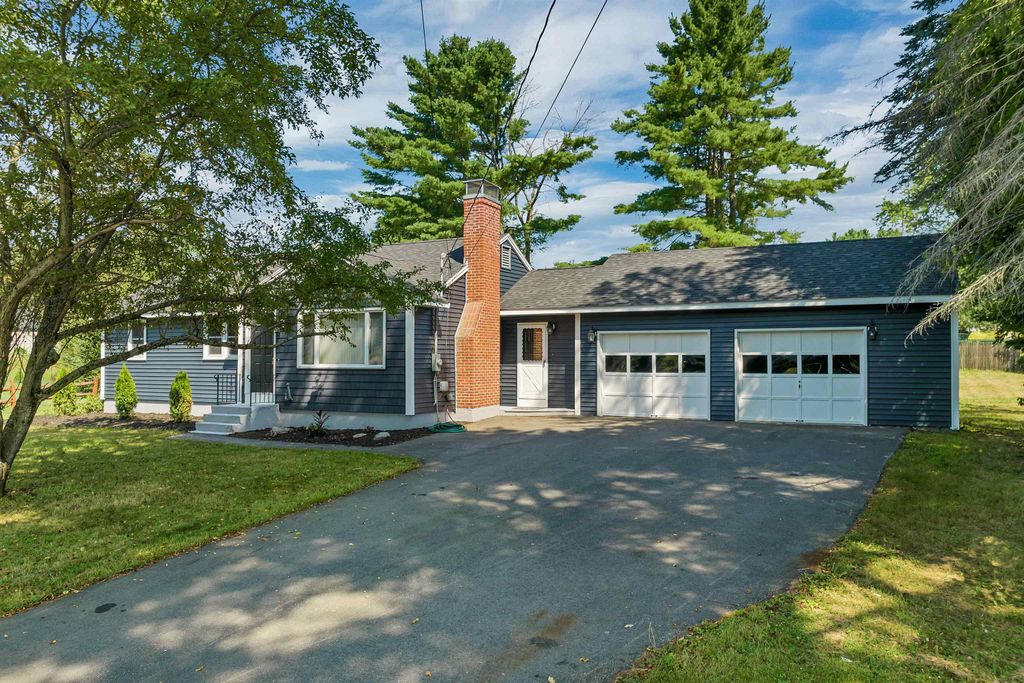 20 Elizabeth Terrace, Laconia, NH 03246