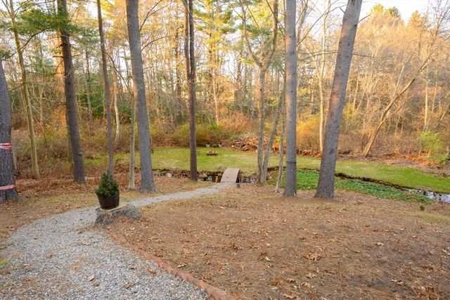 443 Cushing St, Hingham, MA 02043