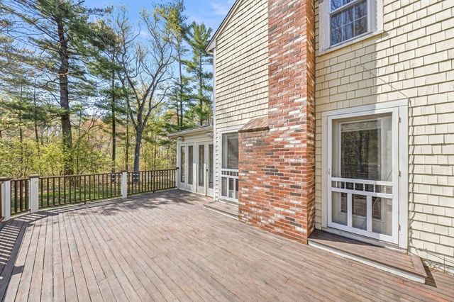 443 Cushing St, Hingham, MA 02043