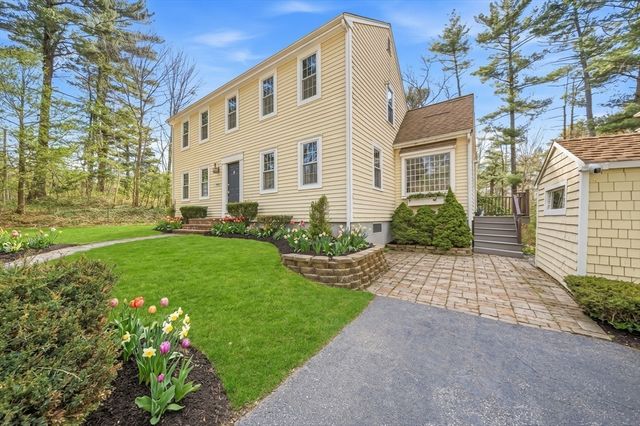 443 Cushing St, Hingham, MA 02043