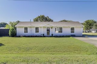 1027 Eastridge Circle, Red Oak, TX 75154