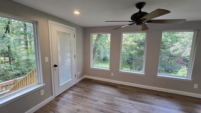 711 Omega Drive, Whitwell, TN 37397