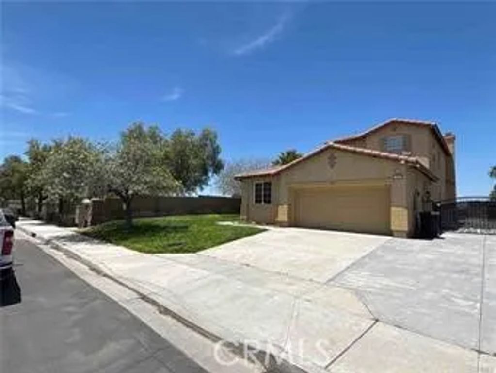 66055 4th Street, Desert Hot Springs, CA 92240