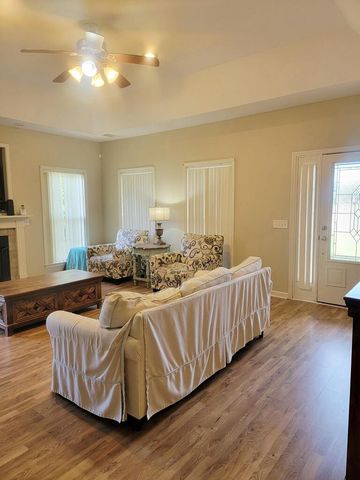 207 Telluride Lane, Midland City, AL 36350