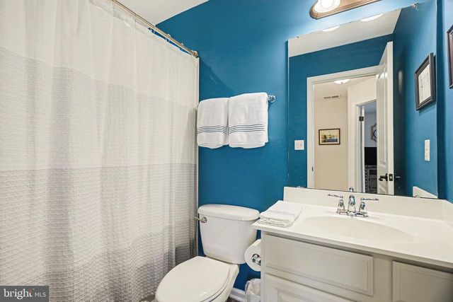 909 COUGAR POINTE CIR, Seven Valleys, PA 17360