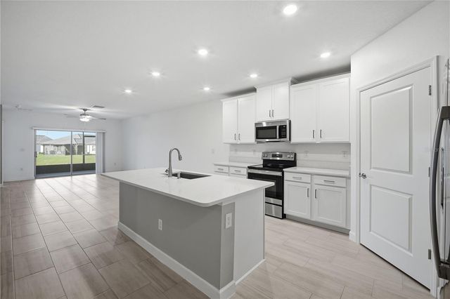 10976 GABLE DIG LOOP, San Antonio, FL 33576