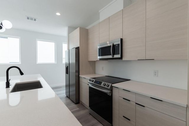 21515A Patton Ave 2, Lago Vista, TX 78645