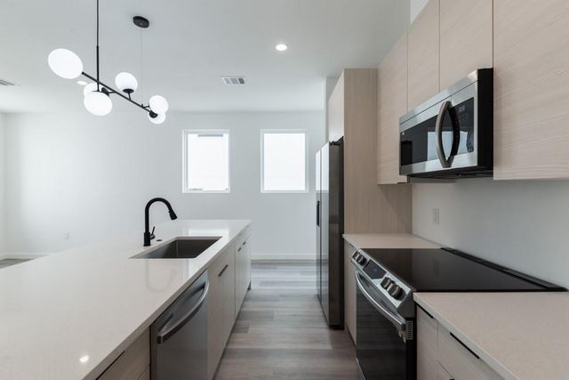 21515A Patton Ave 2, Lago Vista, TX 78645