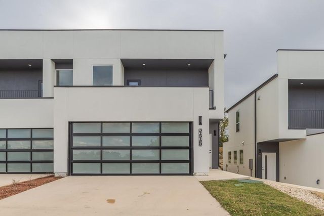 21515A Patton Ave 2, Lago Vista, TX 78645