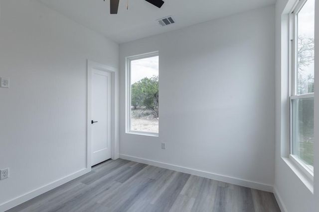 21515A Patton Ave 2, Lago Vista, TX 78645