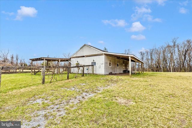 8708 REICHS FORD RD, Frederick, MD 21704