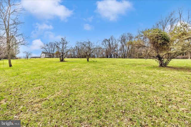 8708 REICHS FORD RD, Frederick, MD 21704