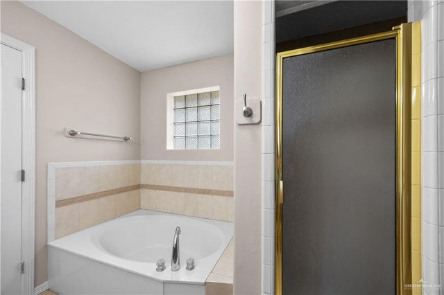 6020 N Doolittle Road, Edinburg, TX 78542