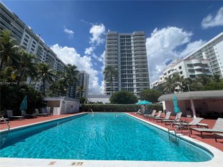 2401 Collins Ave 1009, Miami Beach, FL 33140