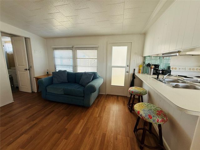4851 W GANDY BOULEVARD B3L15, Tampa, FL 33611