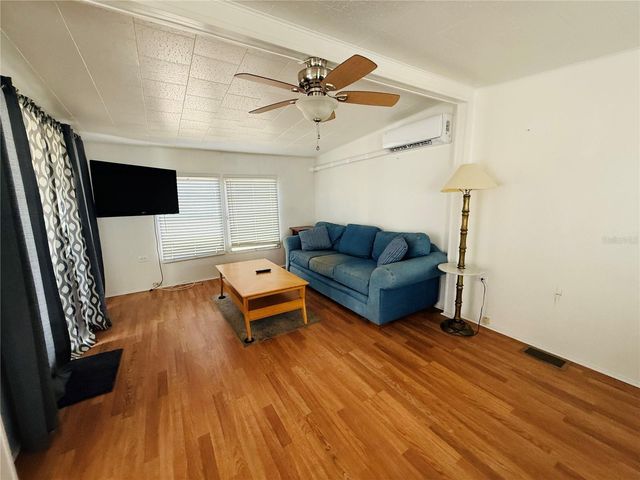 4851 W GANDY BOULEVARD B3L15, Tampa, FL 33611