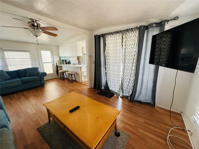4851 W GANDY BOULEVARD B3L15, Tampa, FL 33611