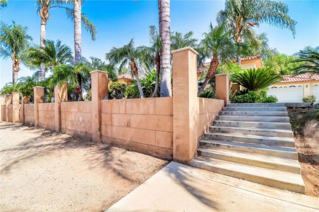 6116 Chadbourne Avenue, Riverside, CA 92505