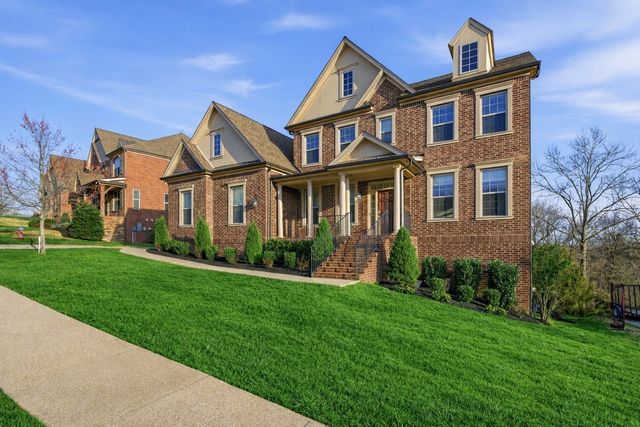 6772 Falls Ridge Ln, College Grove, TN 37046