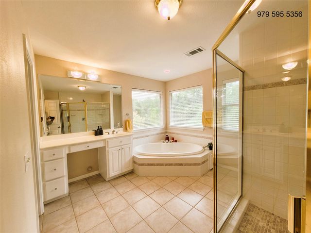 8504 Young LN, Austin, TX 78737