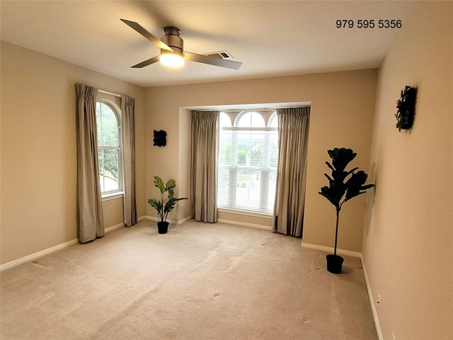 8504 Young LN, Austin, TX 78737