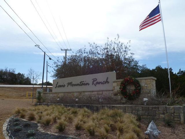 8504 Young LN, Austin, TX 78737